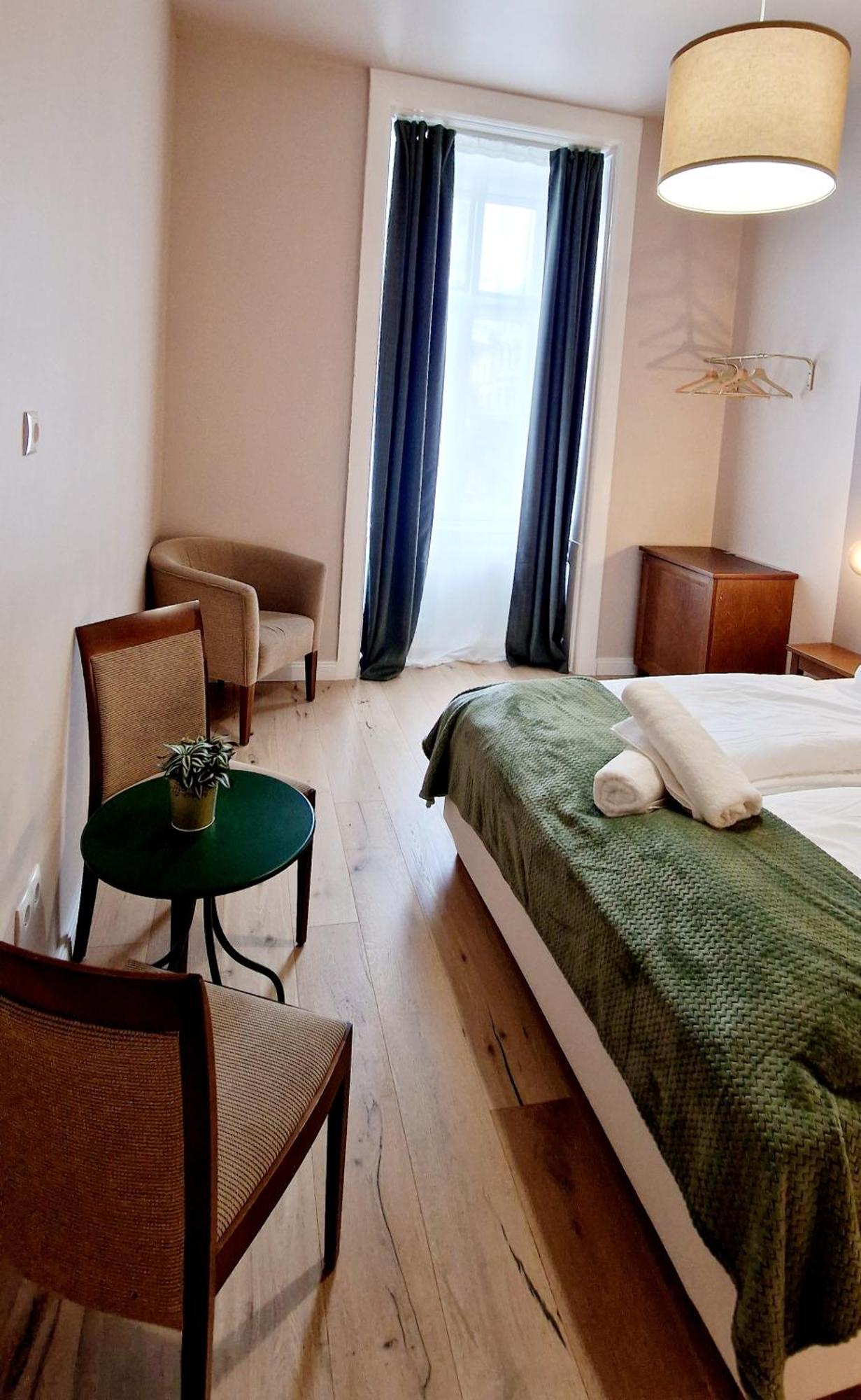 Boutique Hotel Mariahilf Виена Екстериор снимка